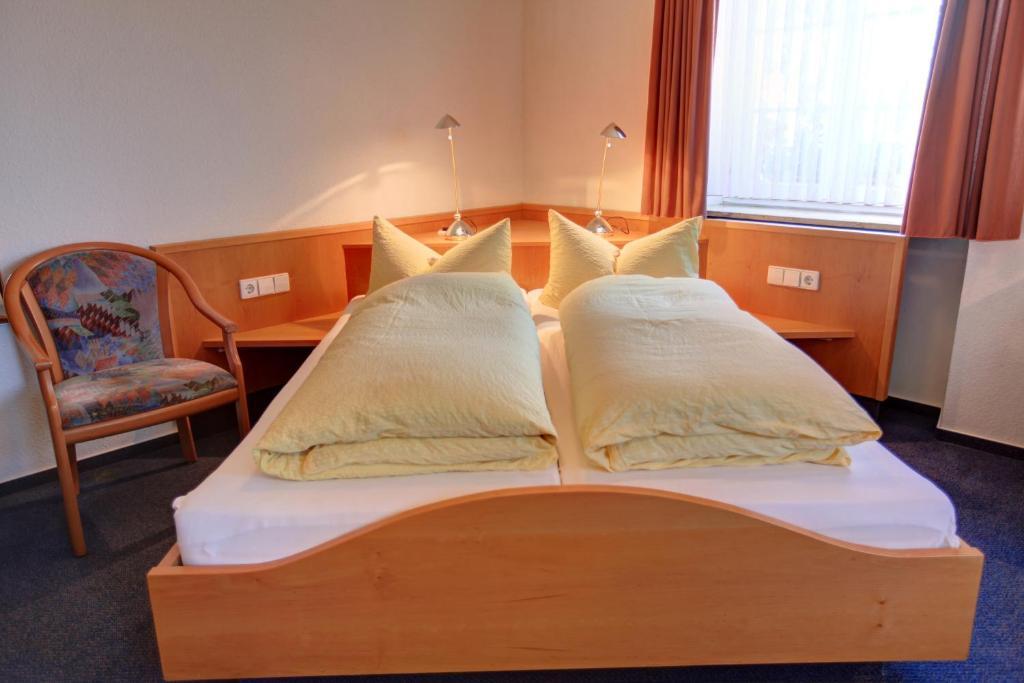 Gasthaus Zum Hirschen Oberrimsingen Habitación foto