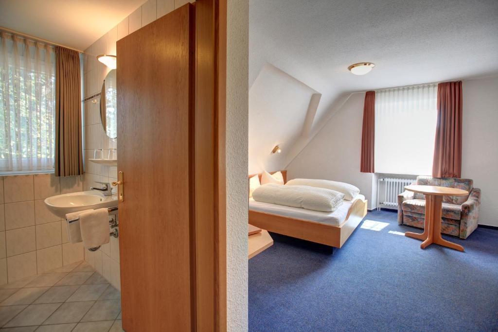 Gasthaus Zum Hirschen Oberrimsingen Habitación foto